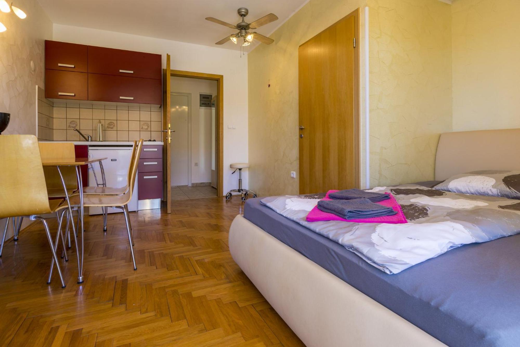 Duerr Appartement Crikvenica Buitenkant foto